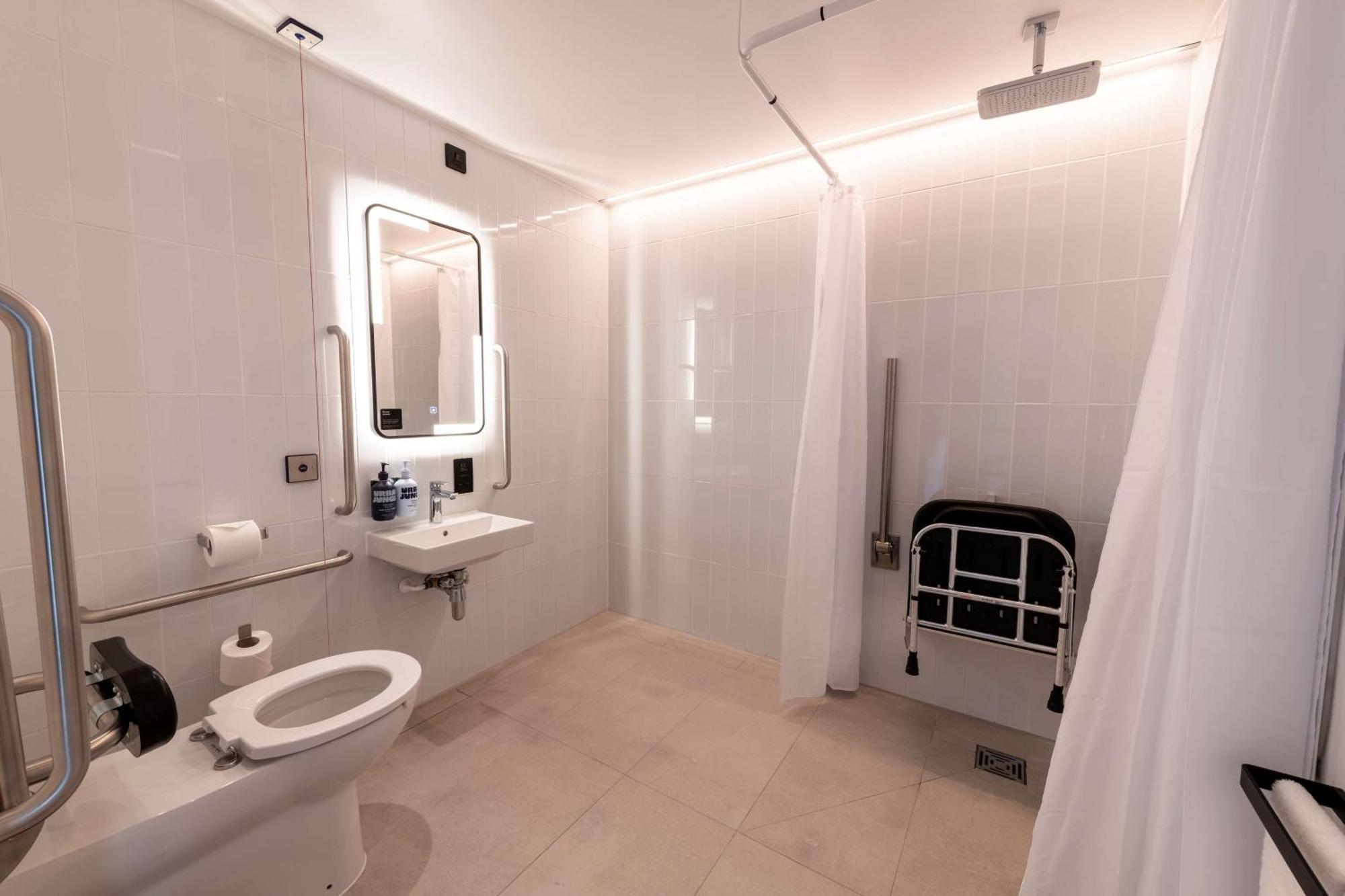 Yotelpad London Stratford Экстерьер фото