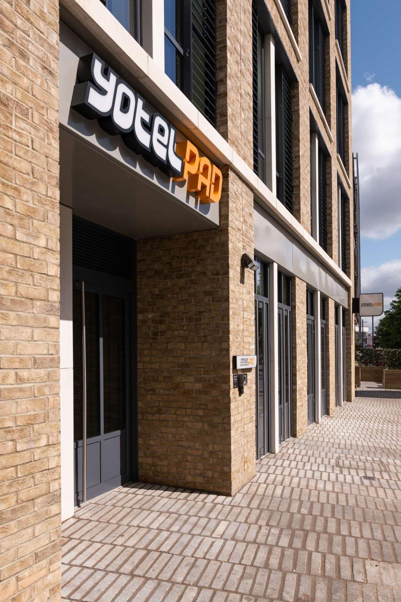 Yotelpad London Stratford Экстерьер фото